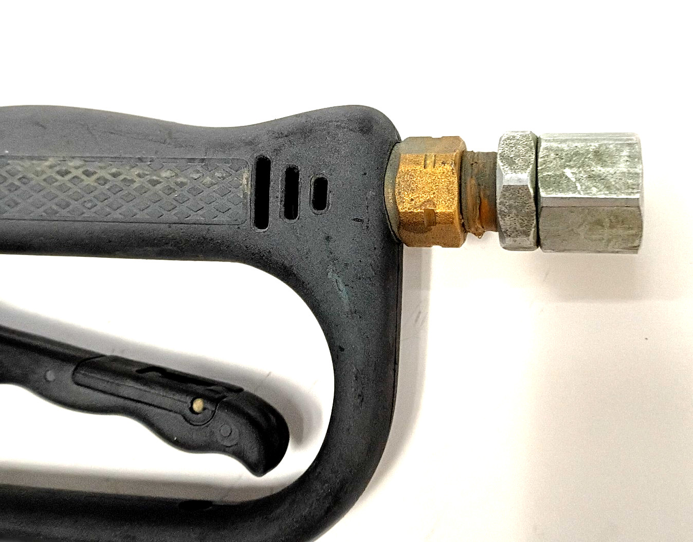 LEGACY PRESSURE WASHER GUN WITH 8″ LONG, 3/8″ DIAMETER WEARGUARD HOSE