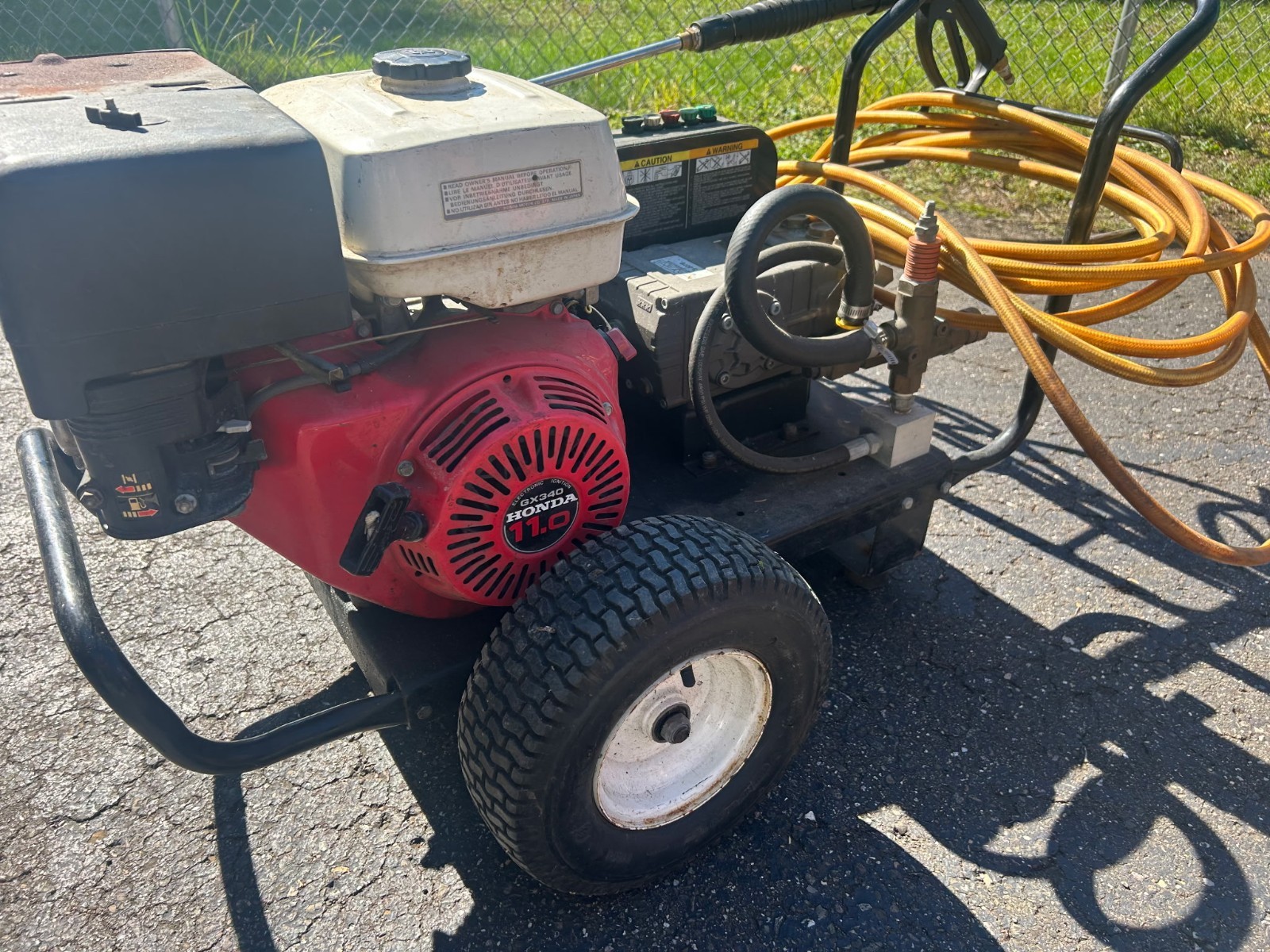 Mi-T-M 2505 Commercial Pressure Washer – Honda 11HP – Belt Drive 2500 PSI / 4.4