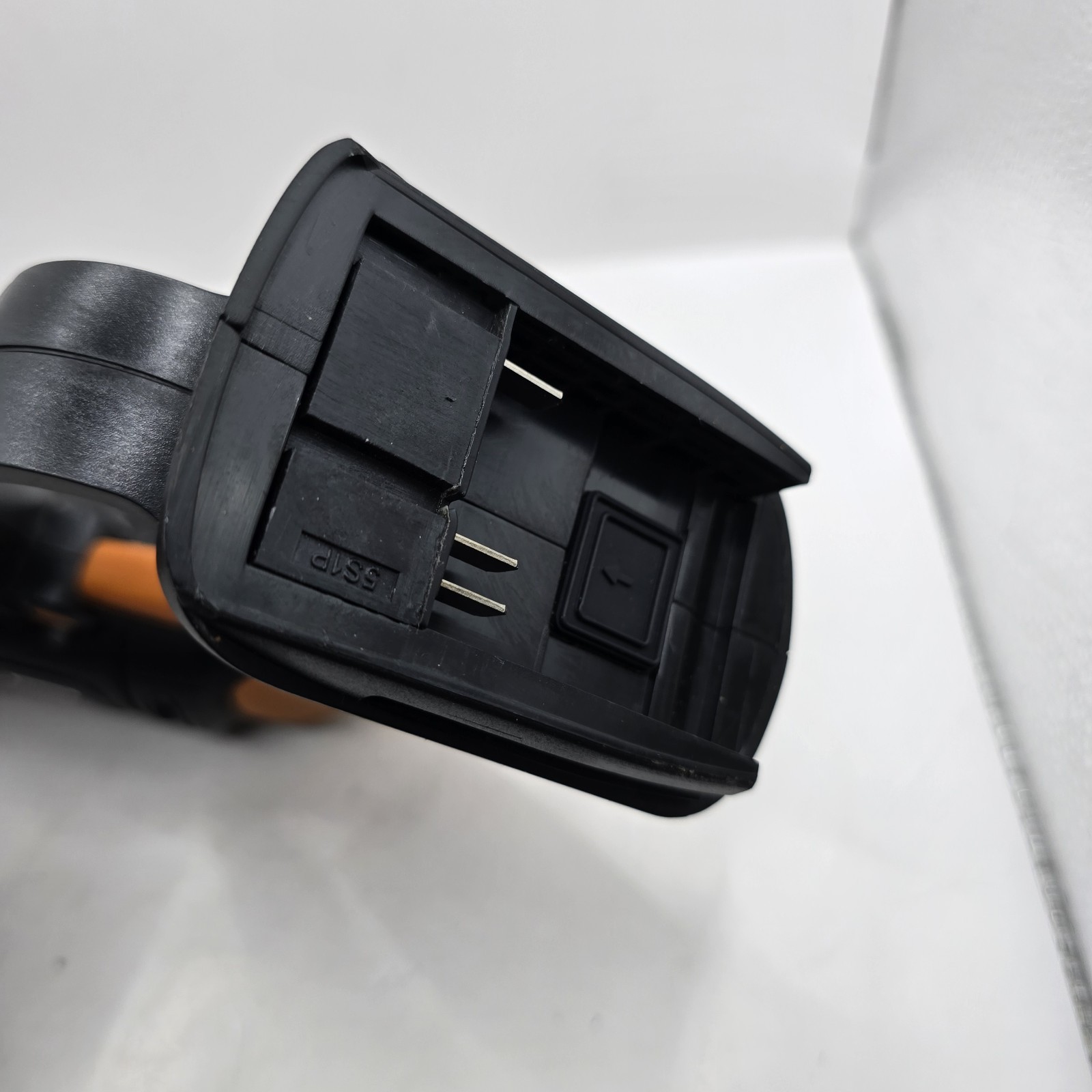 WORX WG629 Hydroshot 20V Cordless Cleaner Pressure Washer No Battery Or Charger