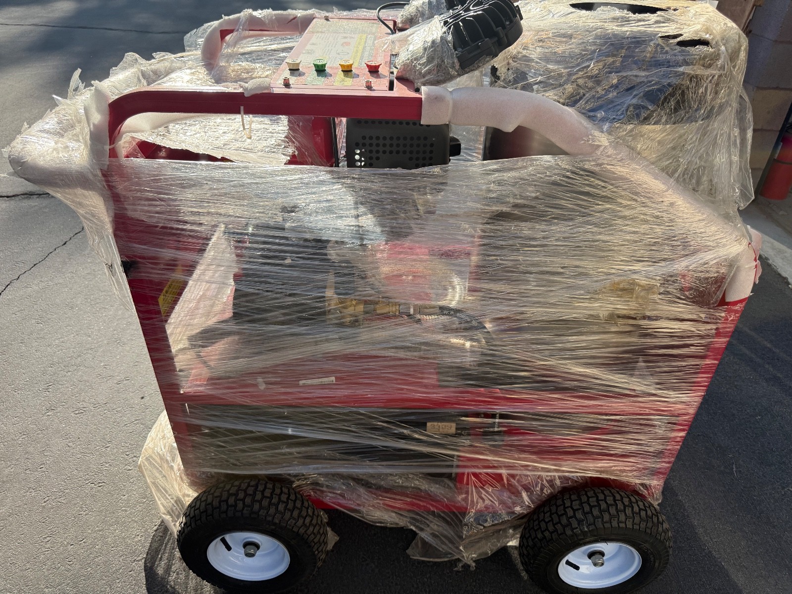 4000 psi industrial Hot water power washer with night lighting