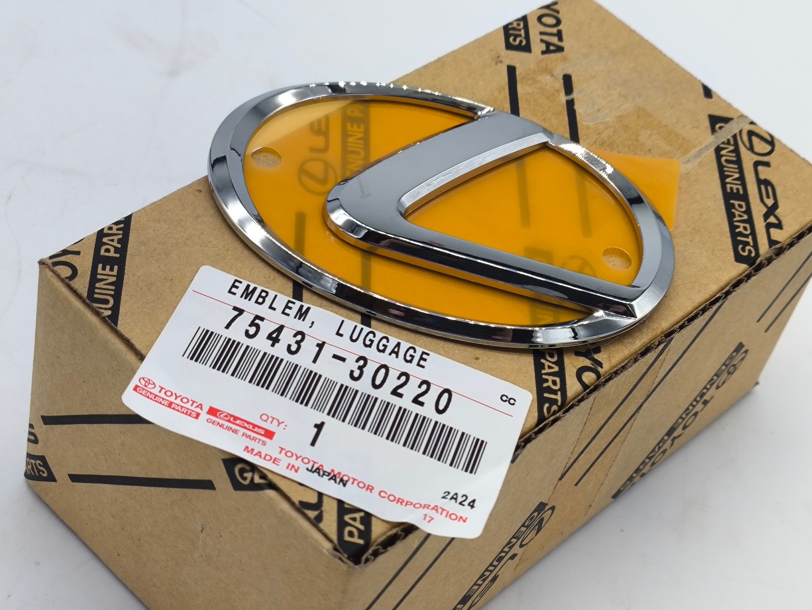 7543130220 NEW GENUINE FOR LEXUS GS300 400 430 1999-05 CHROME REAR TRUNK EMBLEM