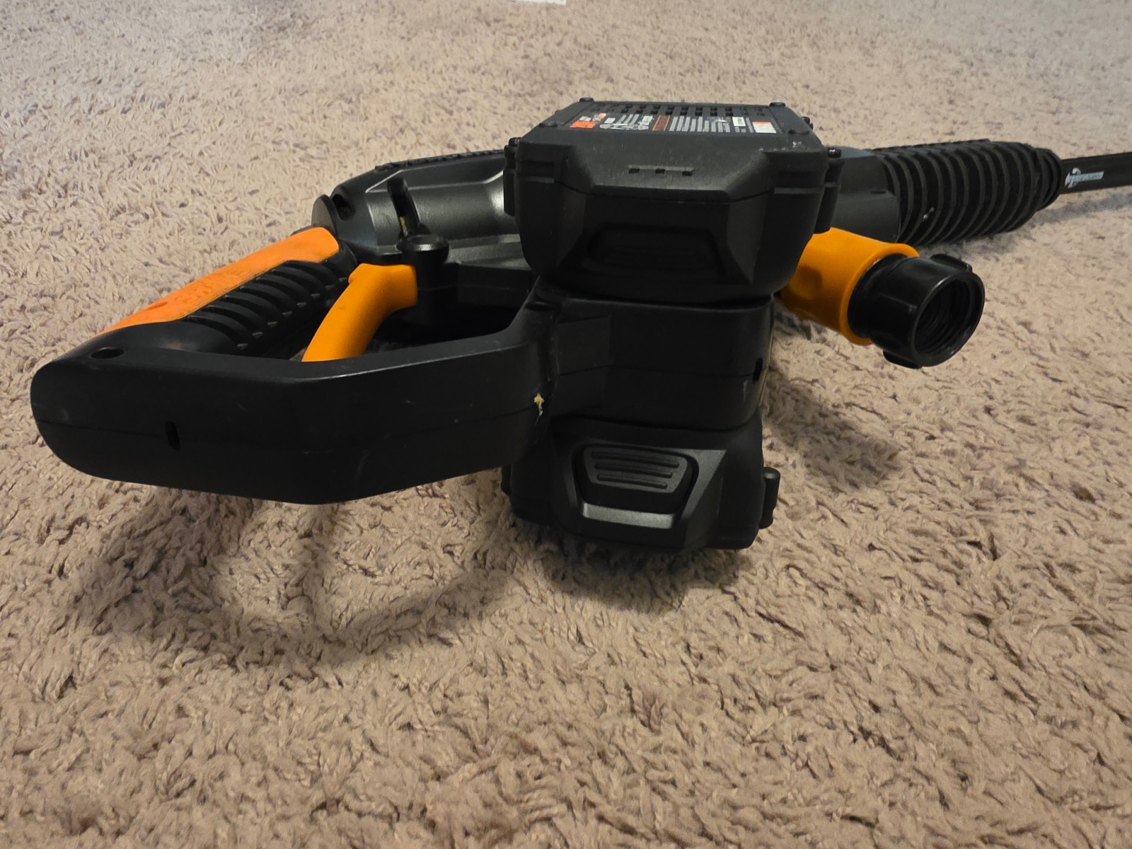 WORX HYDRO SHOT, 450PSI,40V,2 BATTERIES, 1 CHARGER, Model #WG644