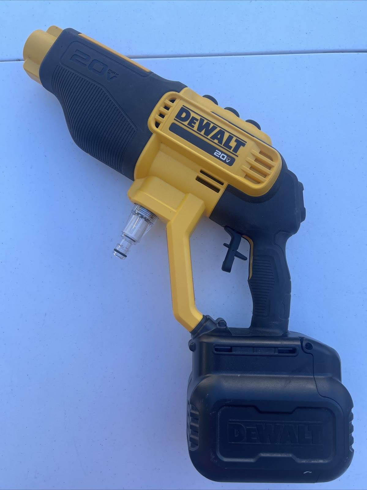 DeWalt 20v Max Cordless 550 PSI Cold Water Power Cleaner Model# DCPW550