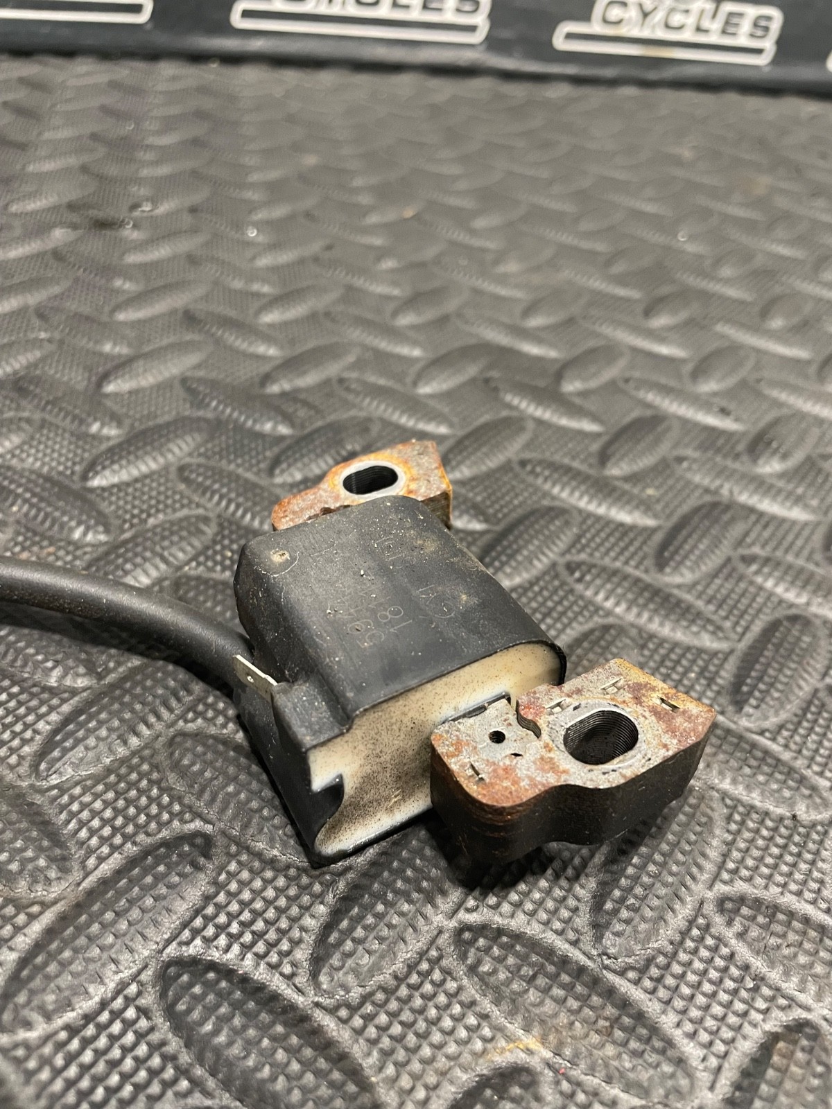 Craftsman 3000 PSI 2.5-GPM Pressure Briggs Stratton ignition coil