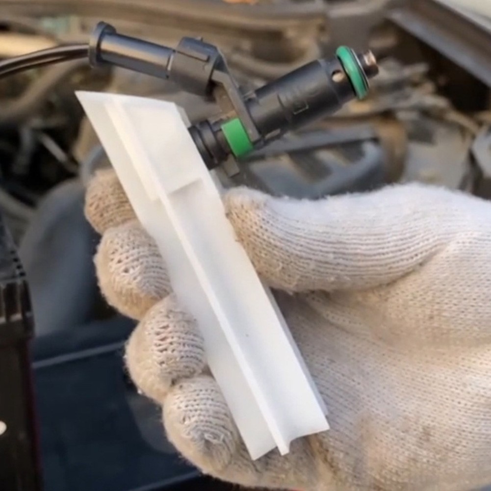 Manual Fuel Injector Maintenance Tool Kit with 12V Power Supply Compatibility