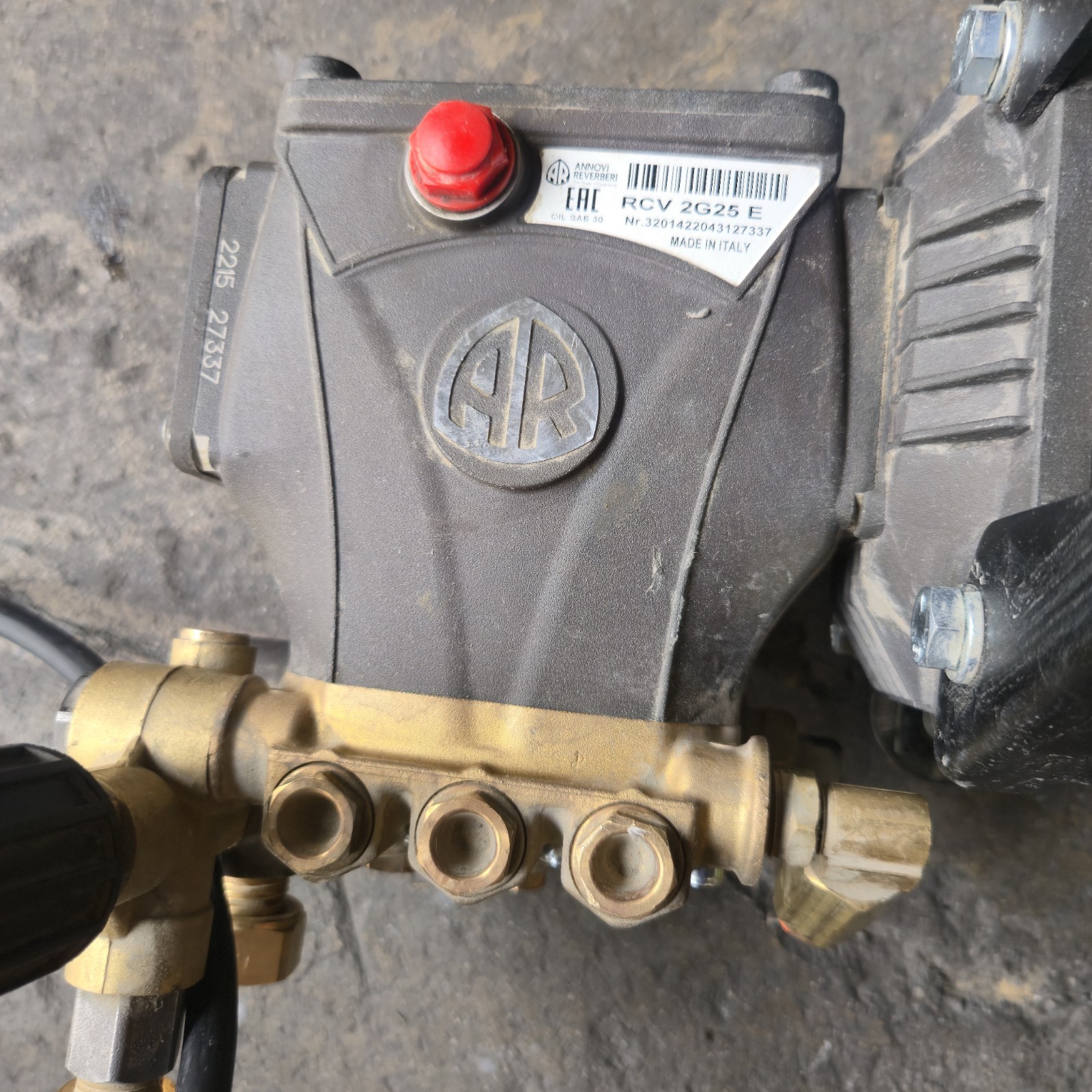 Mi-T-M CD-1502-3MUH1 Electric Direct Drive Pressure Washer (FOR PARTS) READ