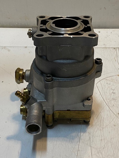Karcher Pressure Washer Pump 100556 | 35mm Bore 5-3/4″ H 7-1/4″ L 5-1/2″ W