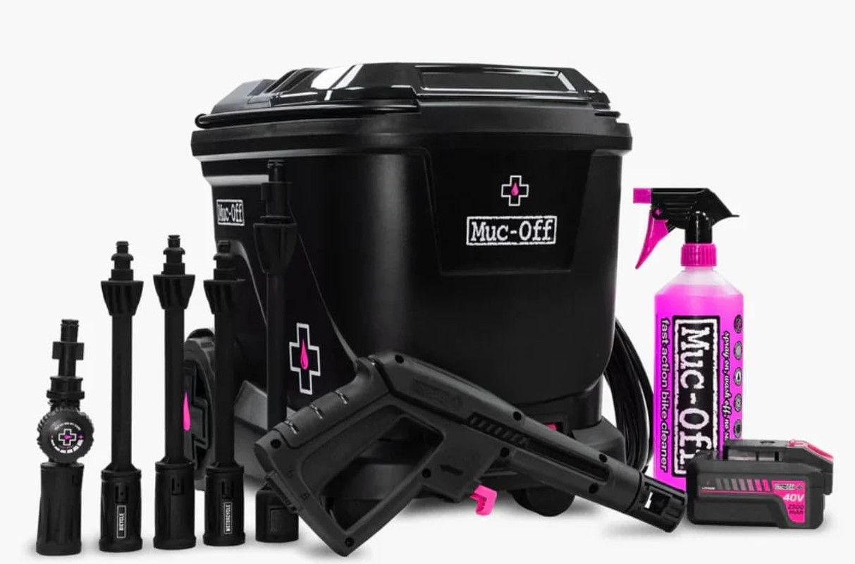 Portable Battery-Powered 20L Pressure Washer Bundle with Bike Cleaner & Lances