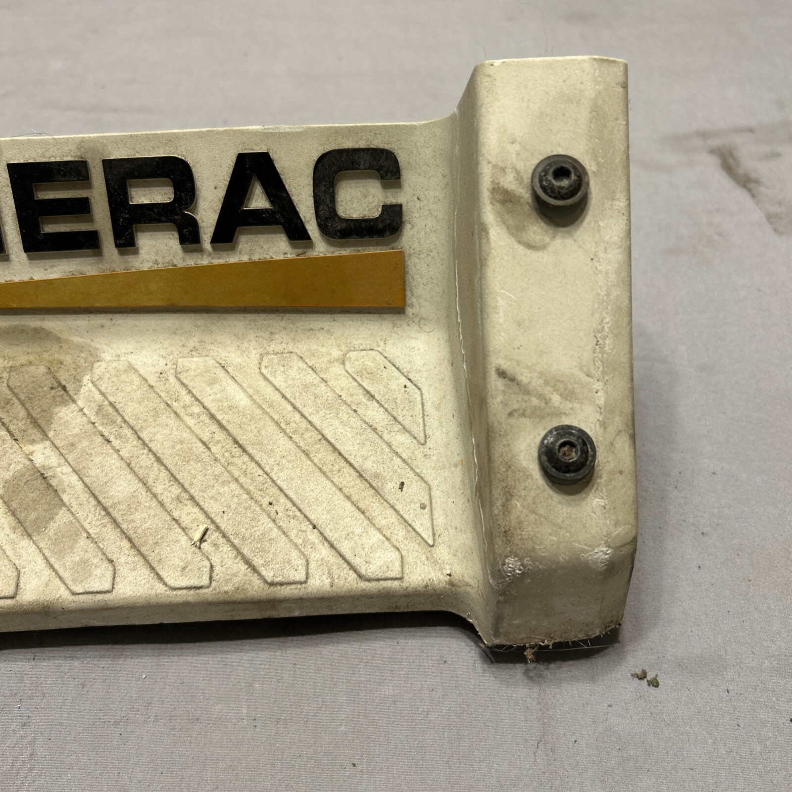 GENERAC 2700PSI 2.3GPM PRESSURE WASHER BOTTOM BASE/STAND