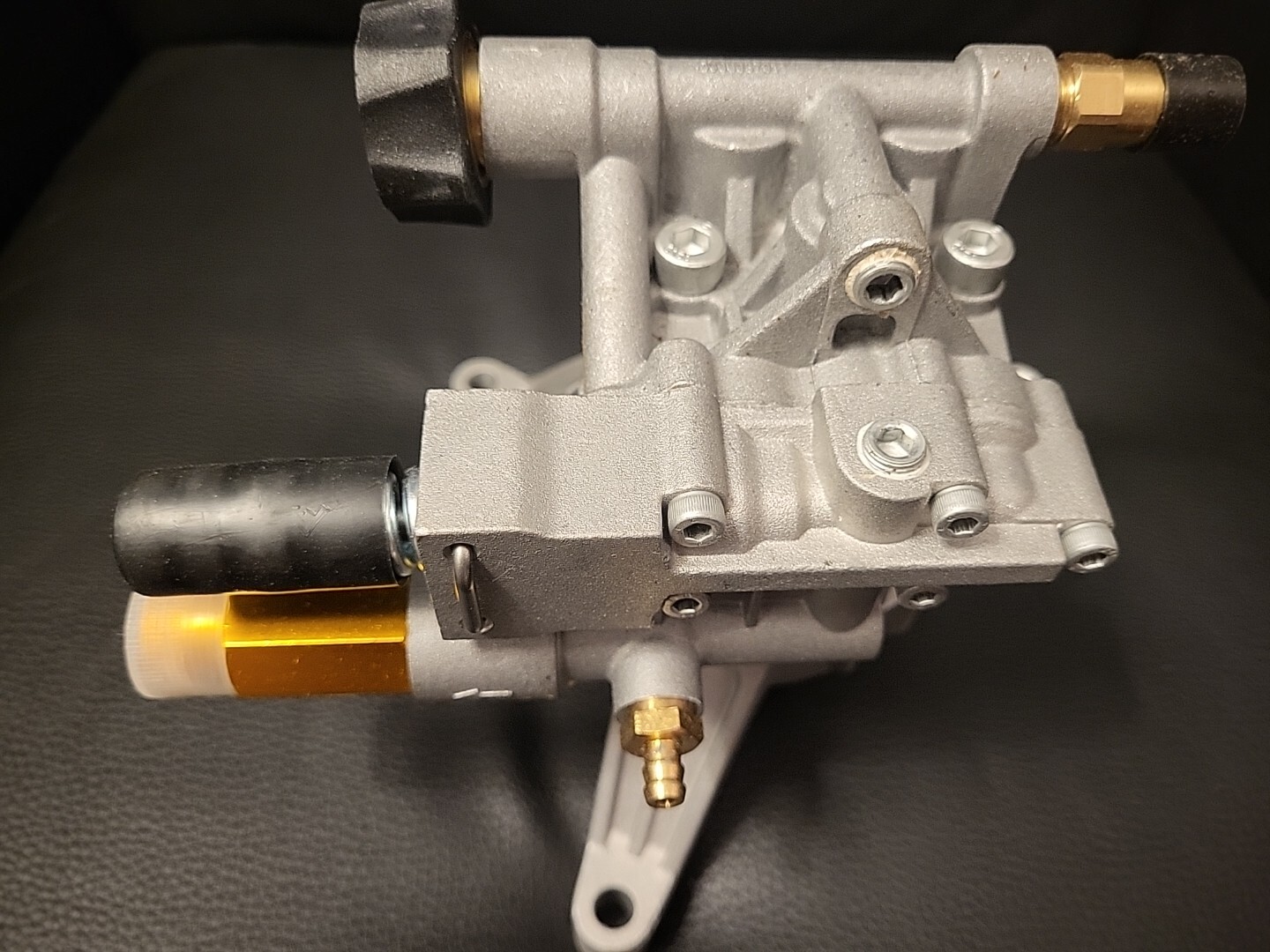 YAMATIC Pressure Washer Replacement Pump 7/8″Shaft Vertical 2500 PSI 2.0 GPM New