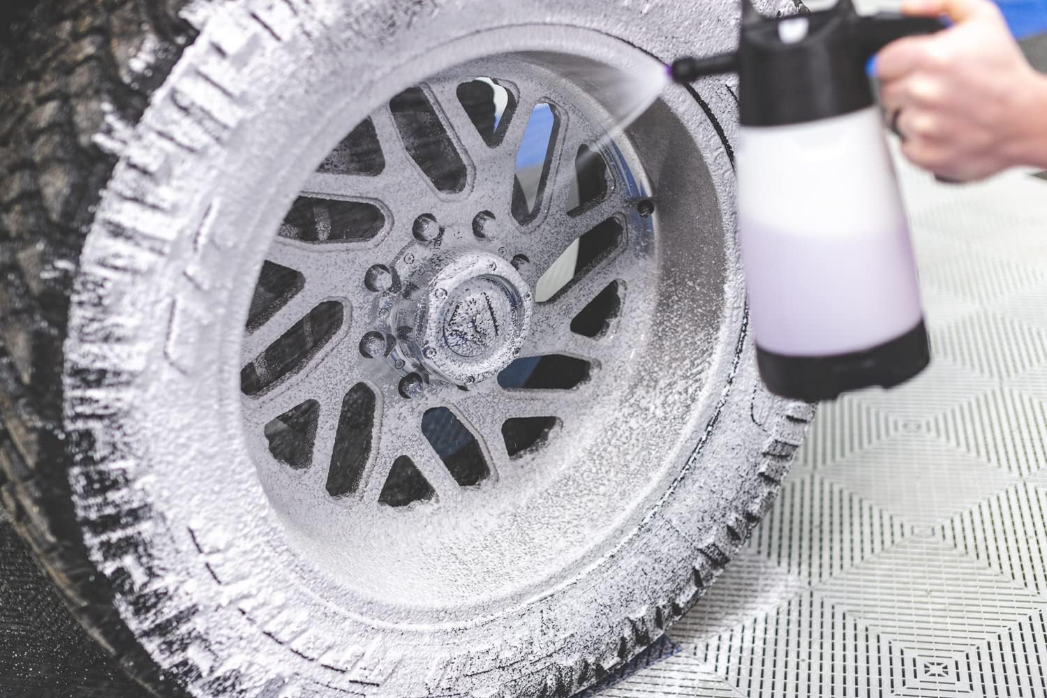 IK FOAM Pro 2+ 50 Oz Pump Sprayer – High-Pressure Foam for Car Detailing