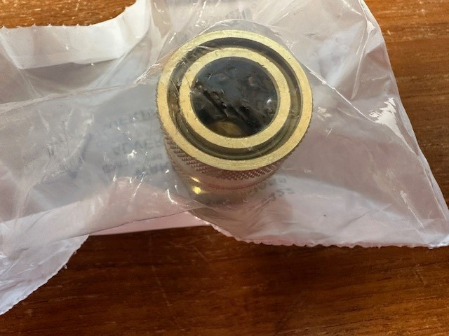 Rotary Part # 48-9422 3/8″ FPT Brass Socket / Quick connect