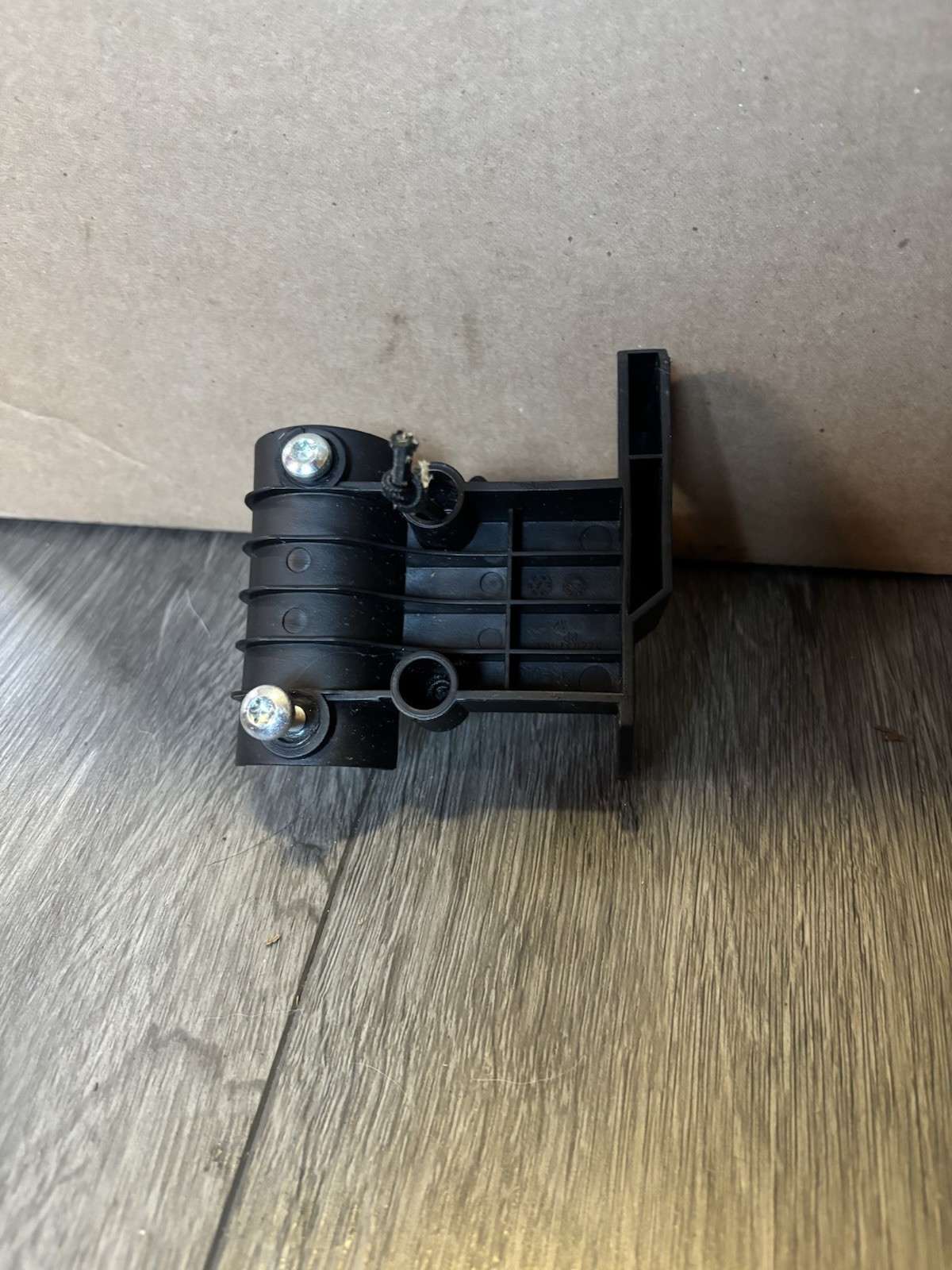 Ryobi 2700PSI Pressure Washer Cord Holder Assembly 280426048