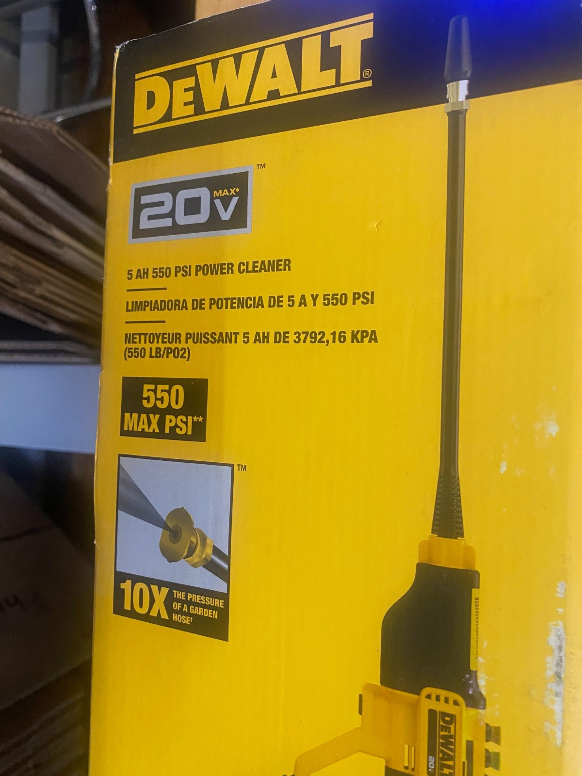 DEWALT DCPW550P1 20V MAX 550 PSI Power Cleaner Kit (5Ah Battery) Tool NEW