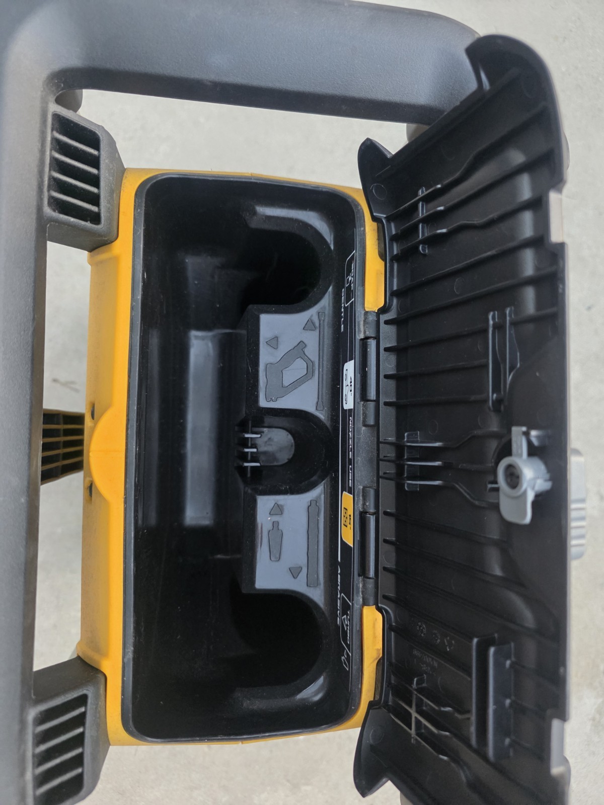 DeWALT DWPW2100 2100 PSI Electric Cold Water Pressure Washer
