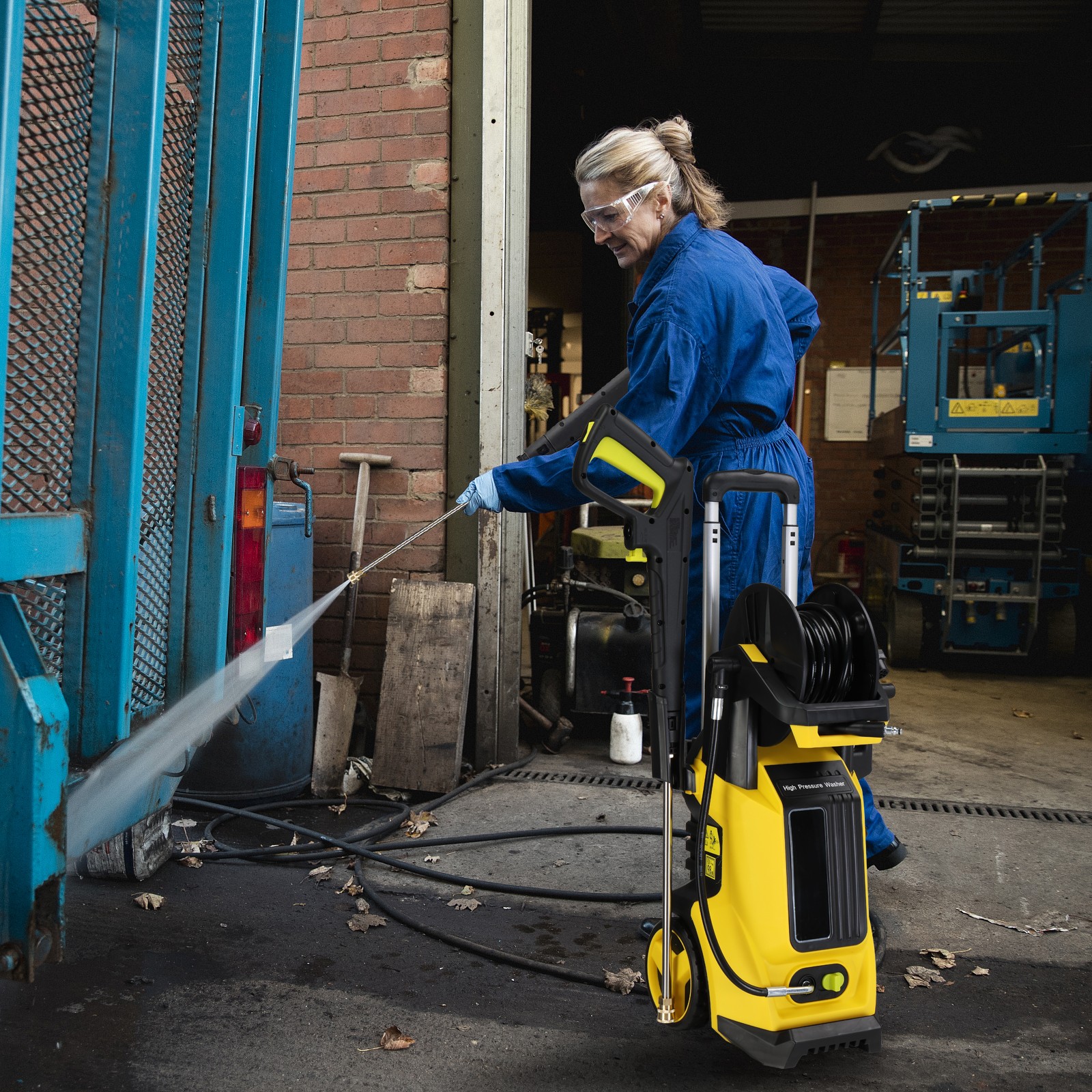 3800PSI Electric Pressure Washer 1800W Car Cleaner With Smart Hose Reel 102A