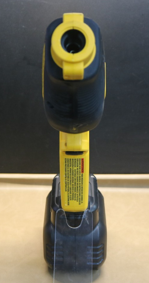 Dewalt DCPW550 cold water pressure washer NEEDS HOSE ADAPTER