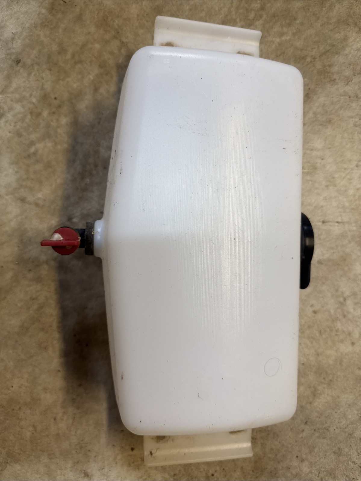 Troy-Bilt Soap Tank 2600 Psi 2.3 GPM