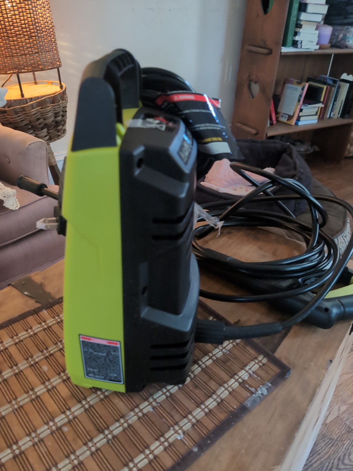 Sun Joe Electric Pressure Washer SPX 200e 120 Volt AC 60 HZ 10 Amp