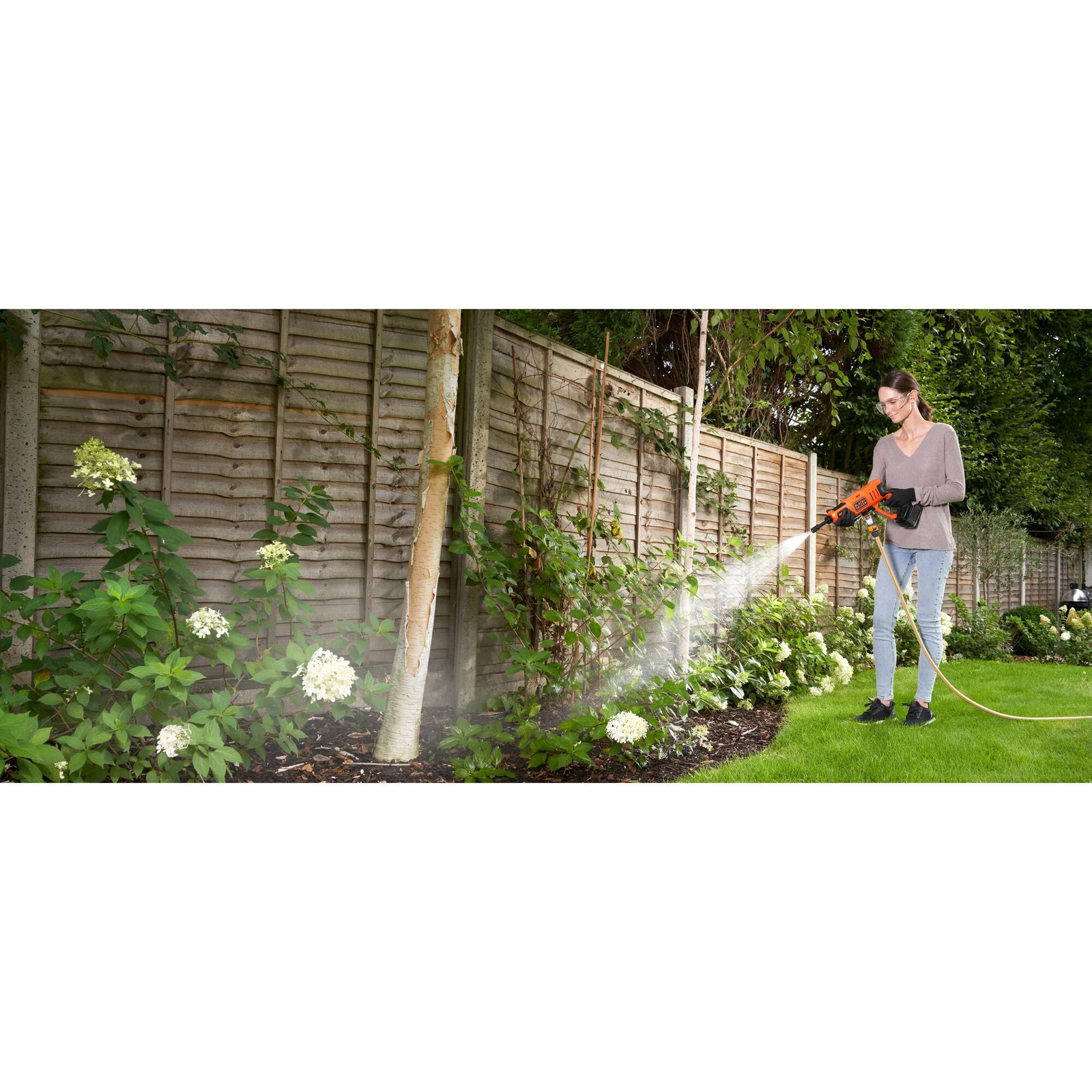 BLACK+DECKER 20V MAX* Pressure Washer, 350 PSI – BCPW350C1
