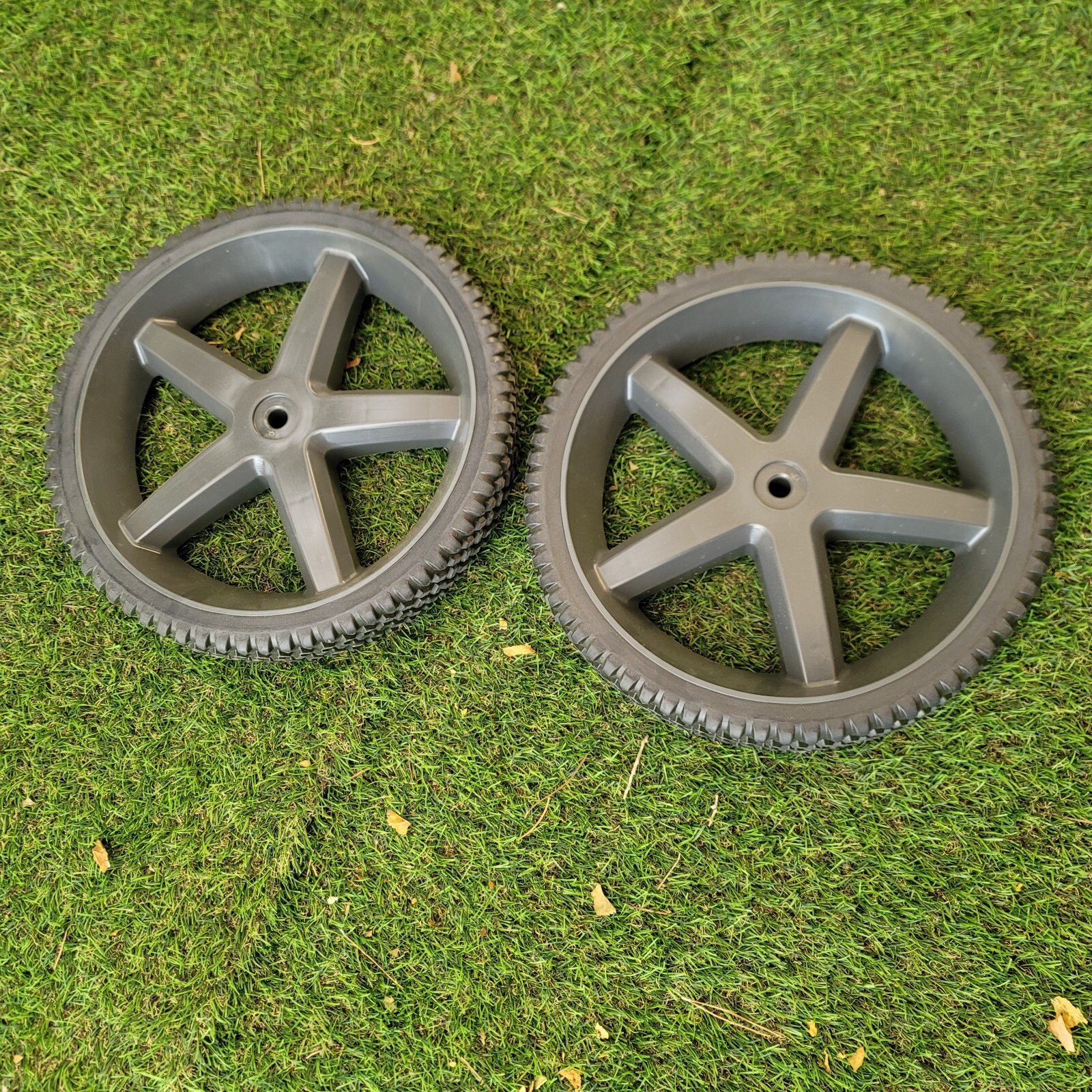 Ryobi High Performance Water Electric Pressure Washer Wheels Pair RY142500