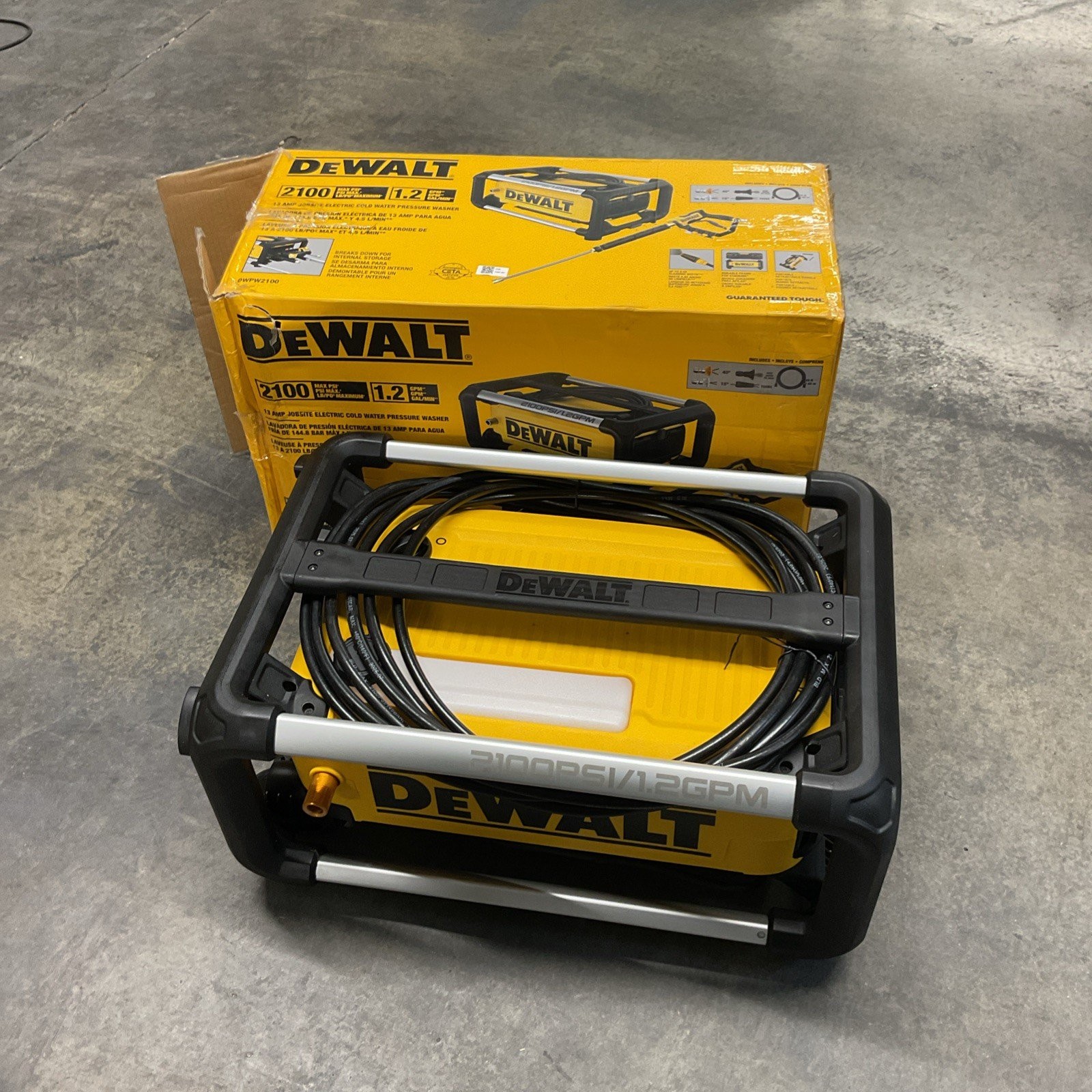 DeWalt DWPW2100 2100 PSI 1.2 GPM Electric Cold Water Pressure Washer