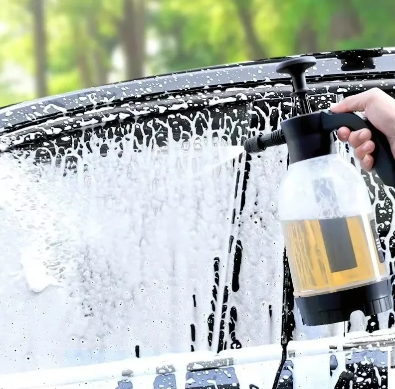 1pc 2L High-Pressure Car Foam Sprayer with Fan Nozzle & Lock – NEW