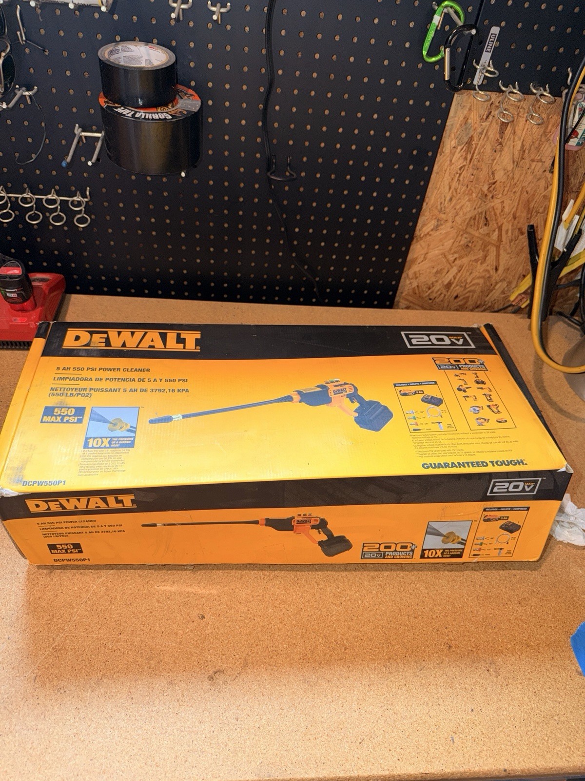 USED DEWALT 20V MAX 550 PSI cordless power CLEANER (Tool only) (DCPW550B)