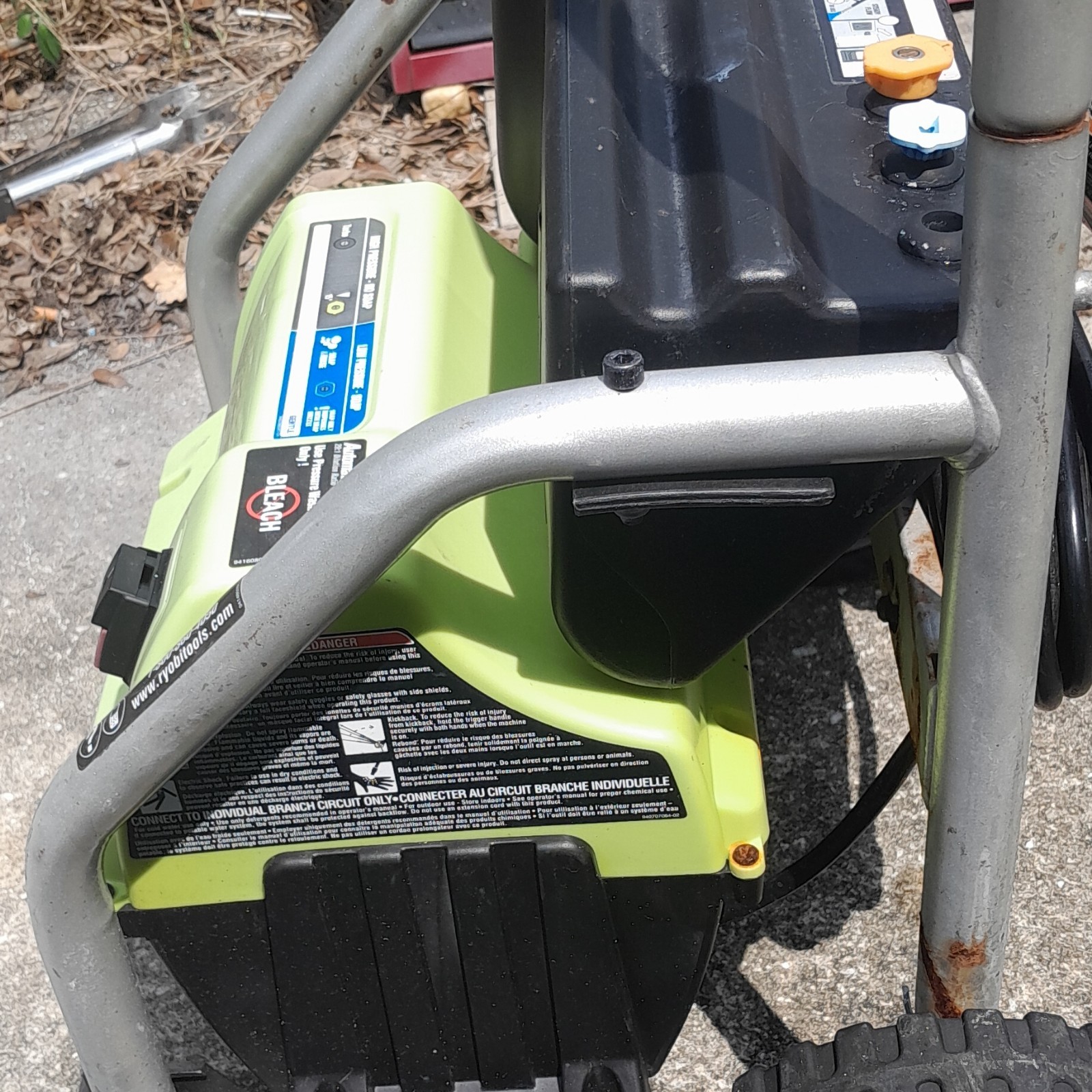 Ryobi 1700 PSI 1.2 GPM Corded Electric Pressure Washer, Wheeled, Soap Tank