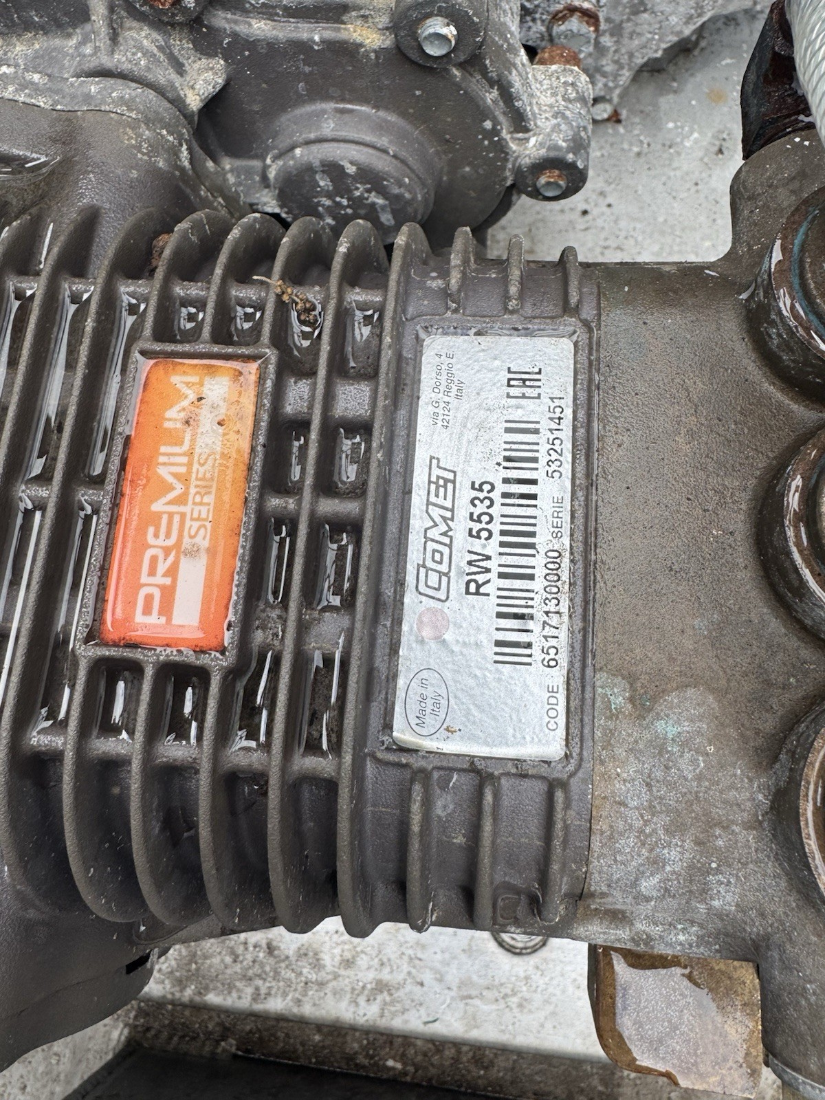 SESW super 8 skid and trailer