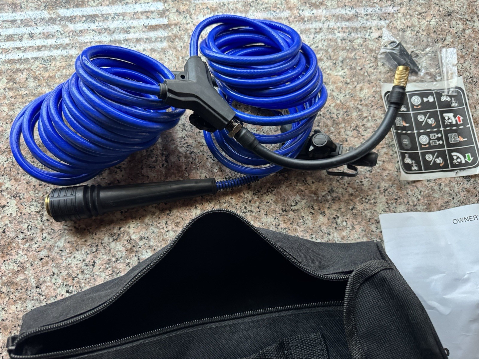 Jeep Wrangler Air Compressor Kit w/ Air Hose, Bag, Manual
