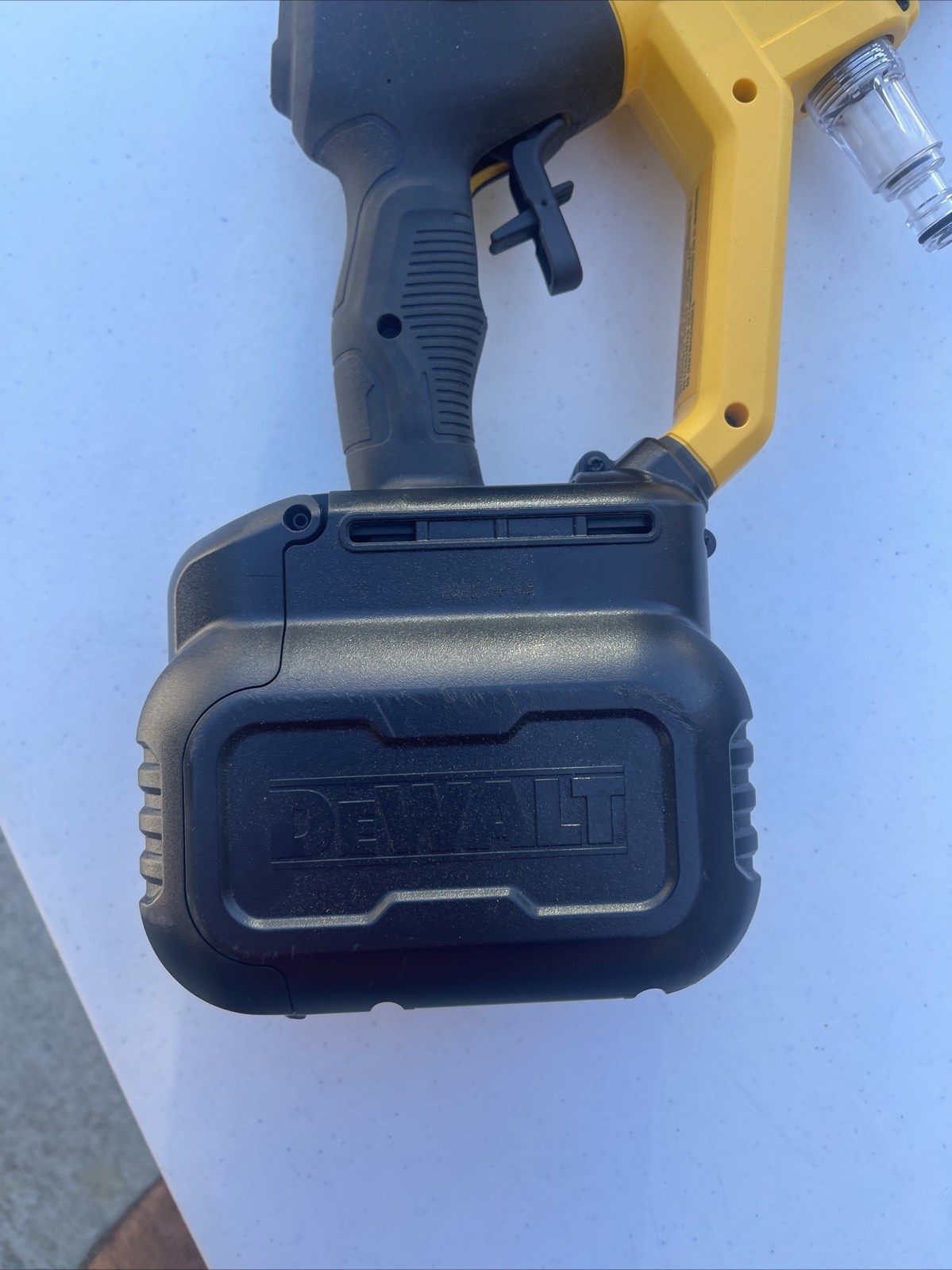 DeWalt 20v Max Cordless 550 PSI Cold Water Power Cleaner Model# DCPW550