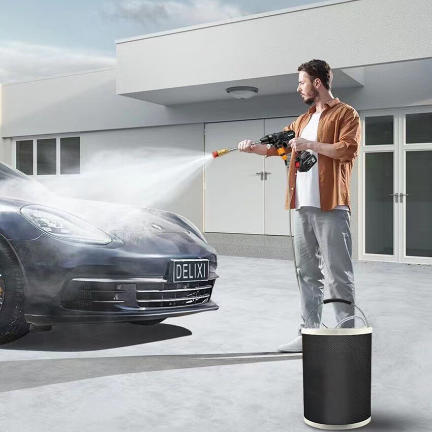 Cordless Water Spray Gun Portable High Pressure Car Washer Cleaner W/ 2 Battery
