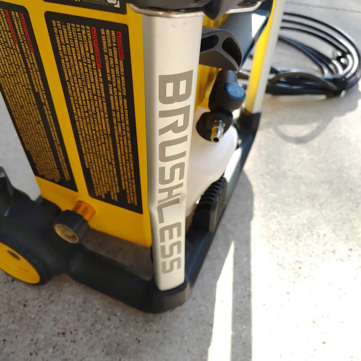 DEWALT DWPW3000 3000 MAX Psi 1.1 Gpm Brushless Electric Jobsite Pressure Washer
