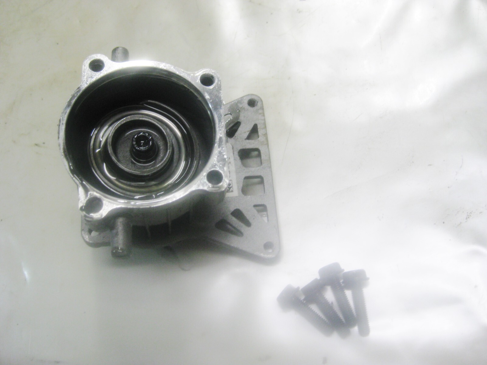 Ryobl Electric Pressure Washer RY141612VNM Gear Cover Crankcase Assembly