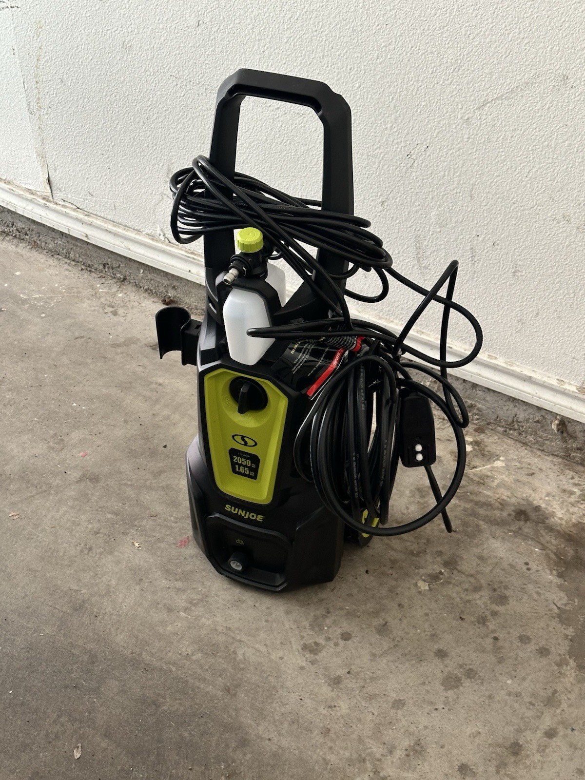 SunJoe ElectricPressureWasher w/ FoamCannon SPX-2680 New Open Box w/out nozzles