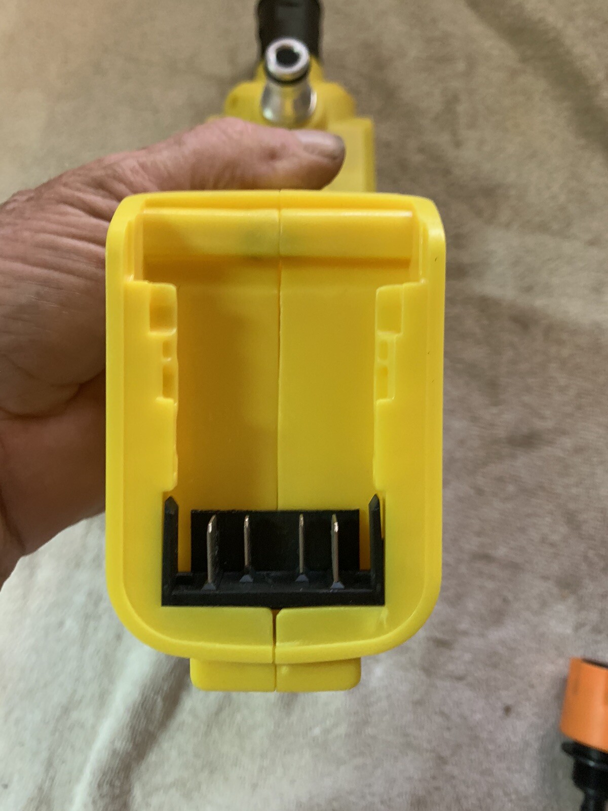 Teetok Yellow Cordless Handheld Pressure Washer Cleaner Sprayer