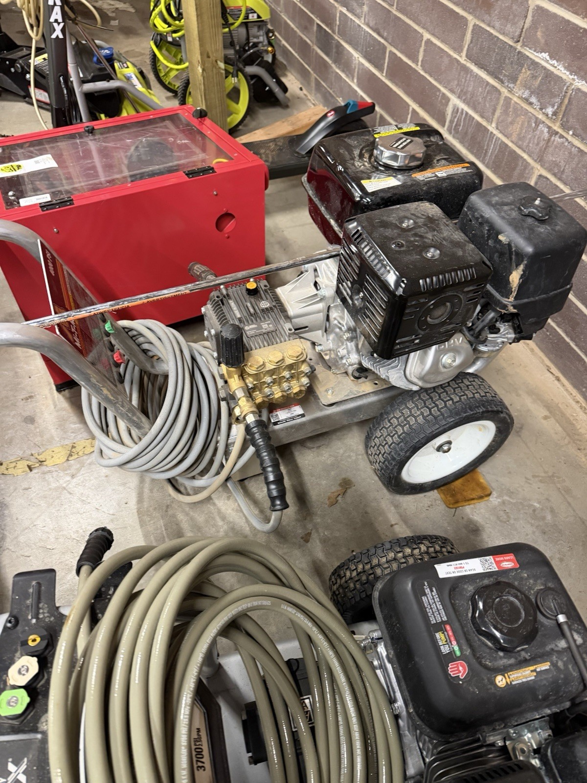 Mi-T-M 4000 PSI Gas Pressure Washer