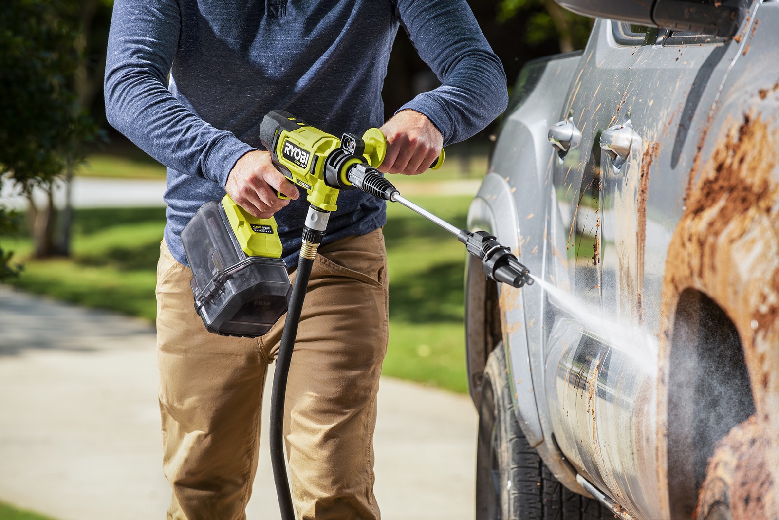 RYOBI 40V HP Brushless EZClean 600 PSI 0.7 GPM Cold Water Electric Power