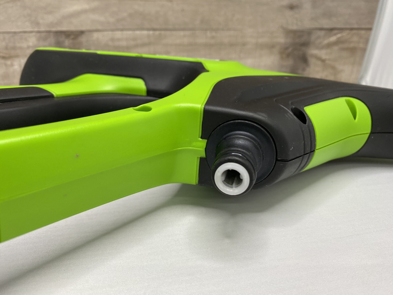 Greenworks 24V 600 PSI Pressure Washer Cordless Power Cleaner w/ (2) Batteries