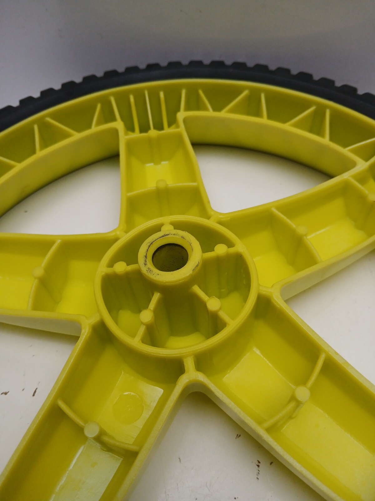 Ryobi OEM Parts. Wheel Assembly RY142711VNM 2700-psi Corded Pressure Washer