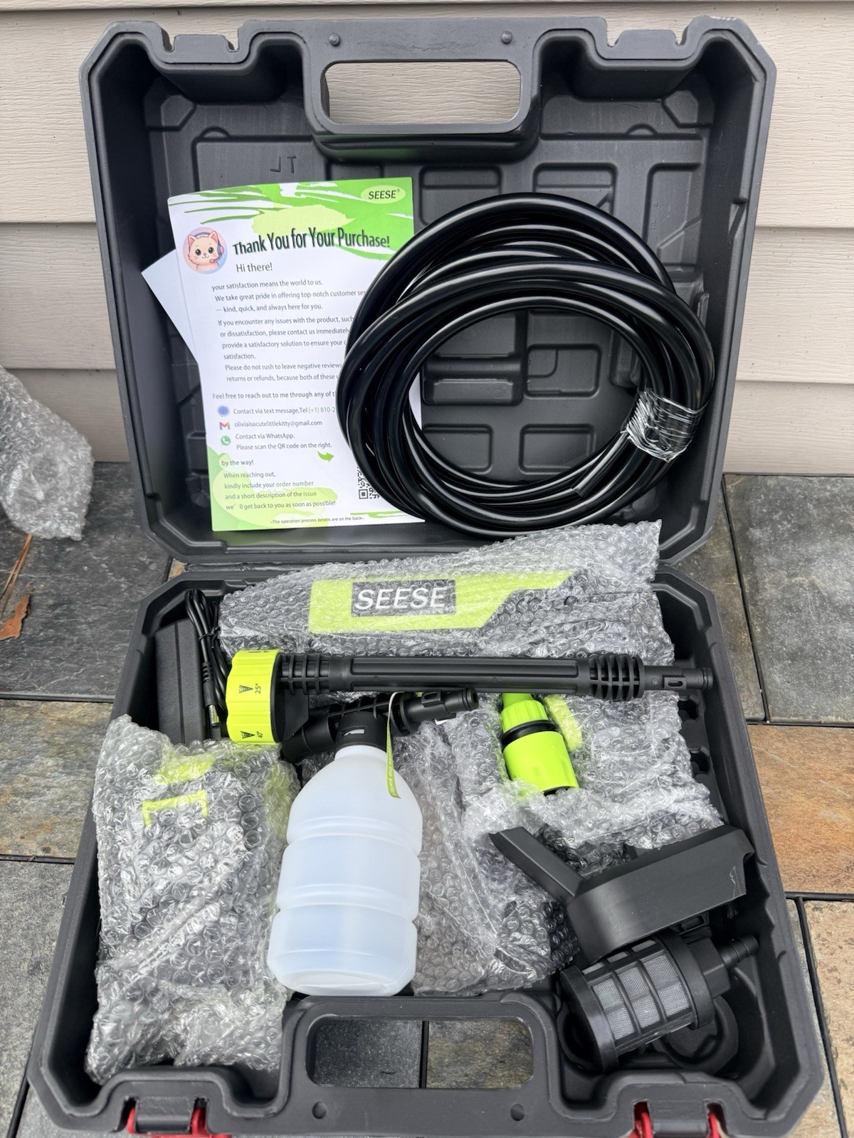 SEESE 1000 PSI Cordless Pressure Washer for Car & Garden with Charger Base