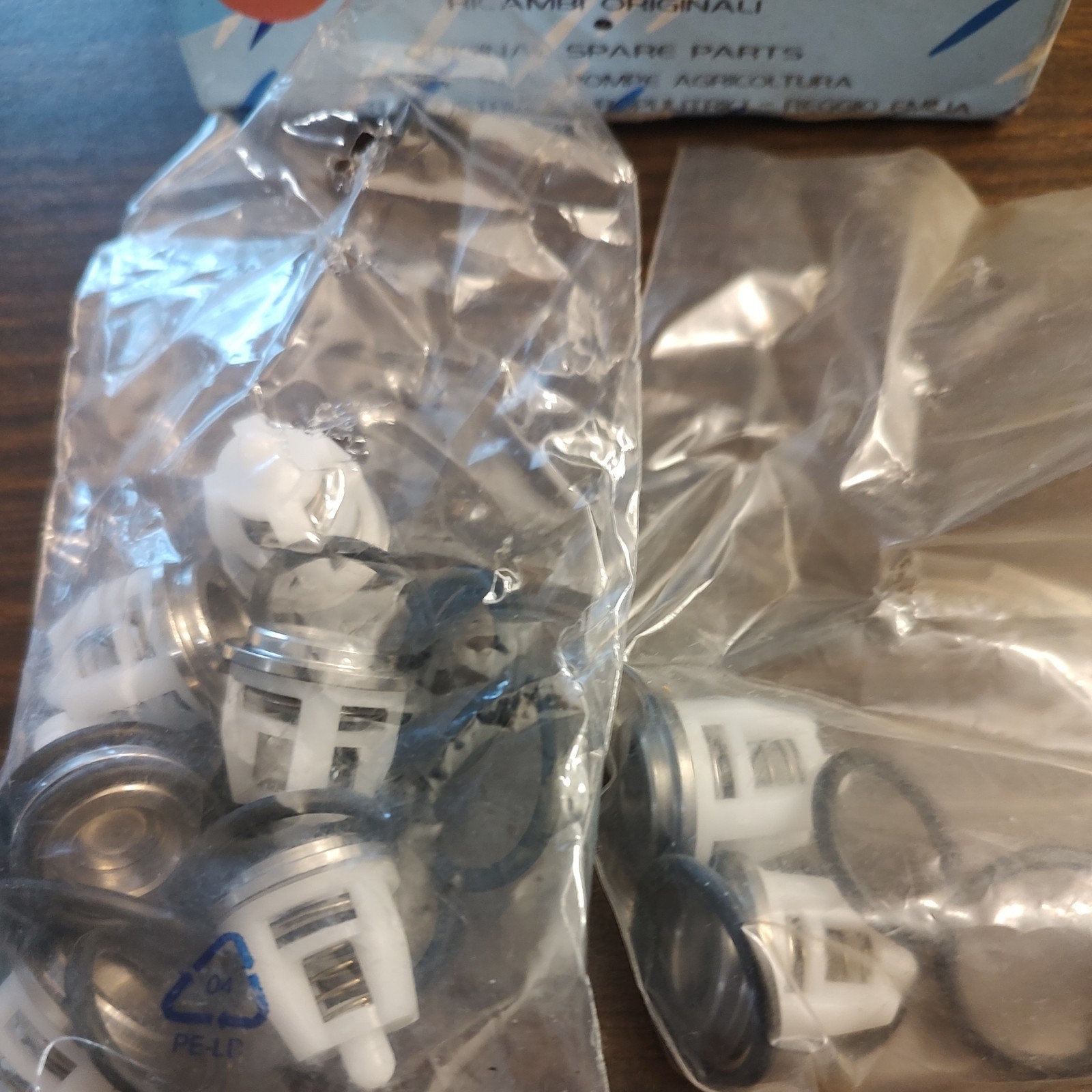 Box of 8COMET 5025001100 Original PUMP VALVE KIT fits LW FW HW RW ZW 5025001100