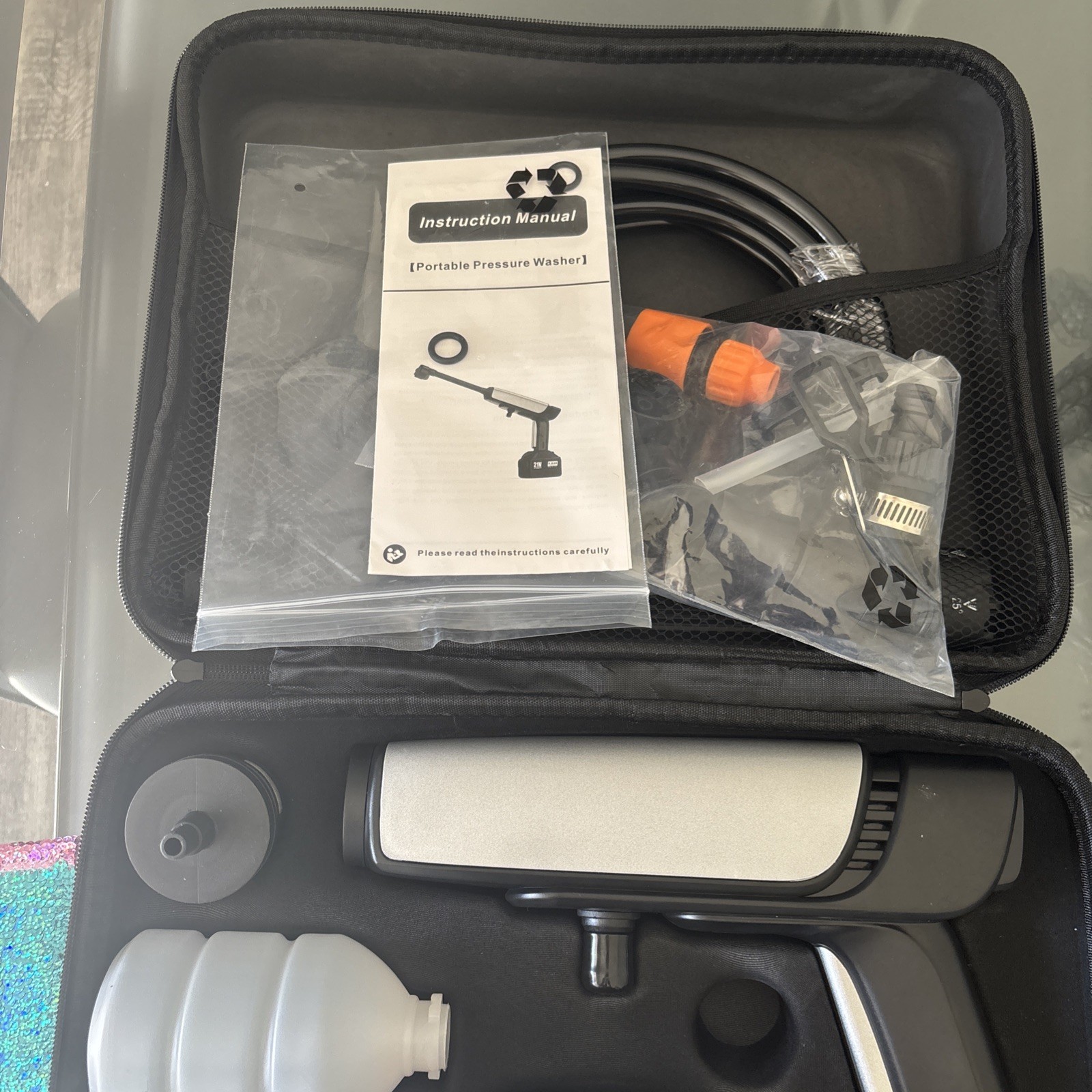 21V Cordless Portable Pressure Washer 1250 PSI Kit Battery, Nozzle, Soap Bottle