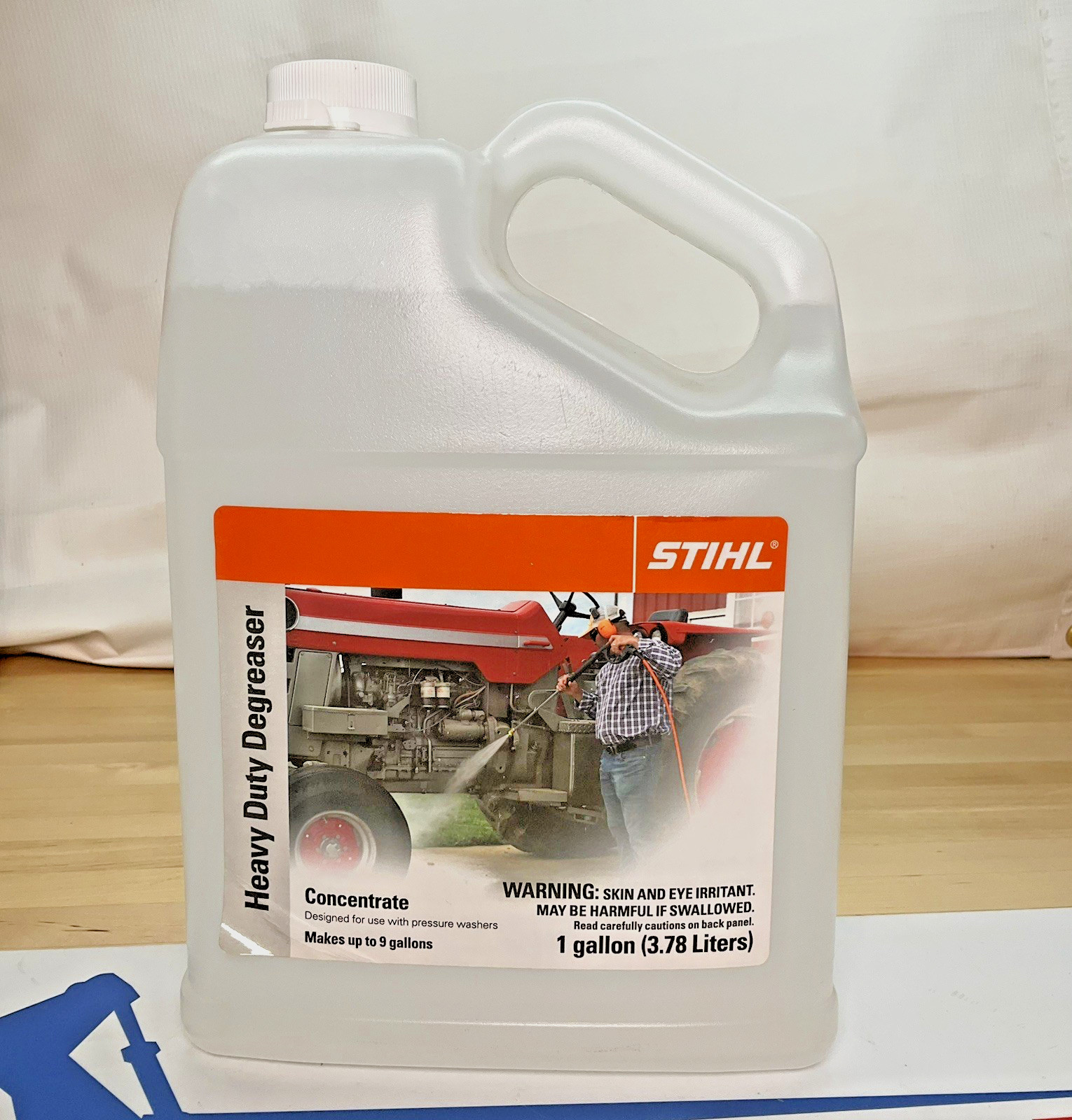 Genuine STIHL Heavy Duty Degreaser 1 Gallon 3.78 Liters 0797 010 2060