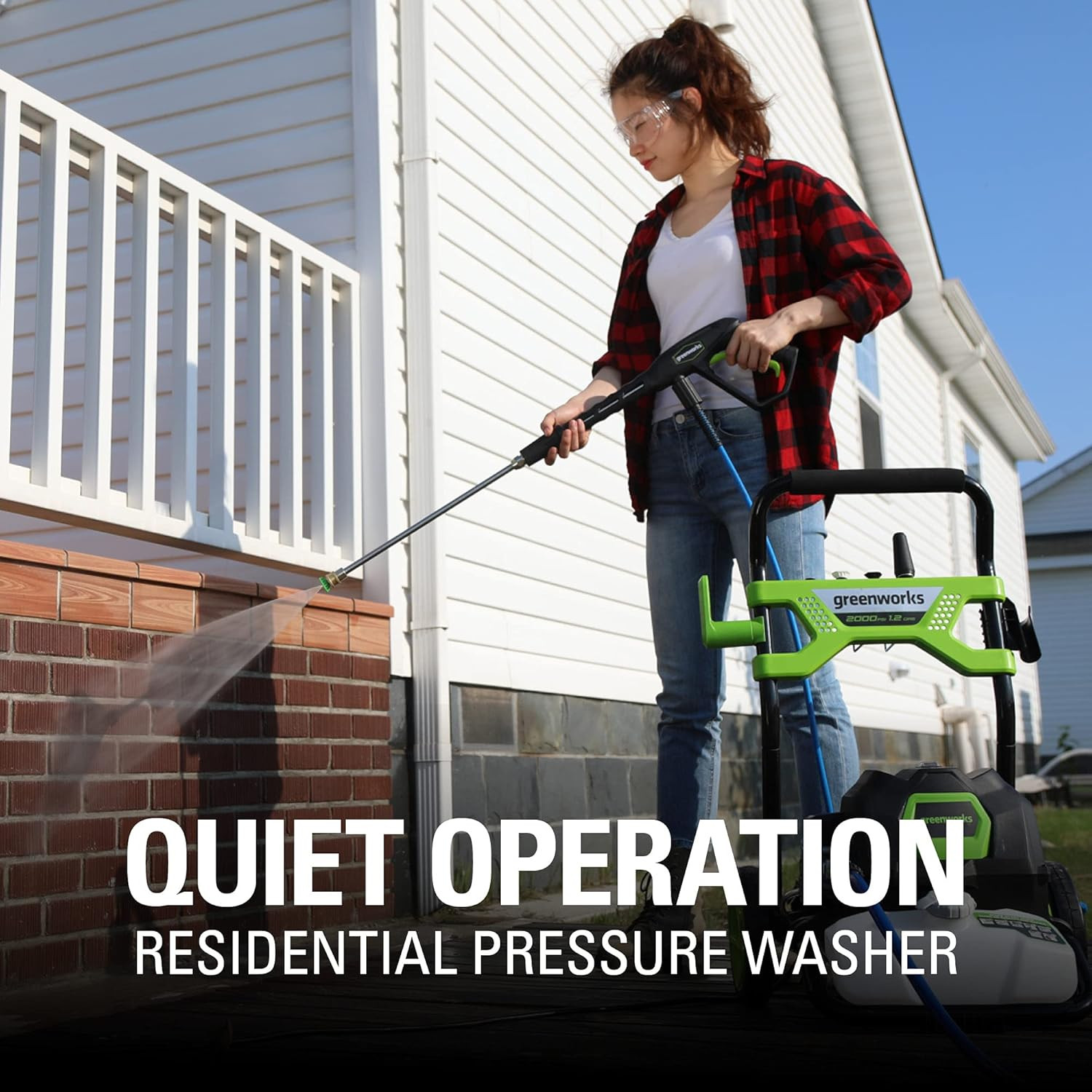 2000 PSI (1.2 GPM) Electric Pressure Washer, Steel Wand, On-Board Soap Tank (25°