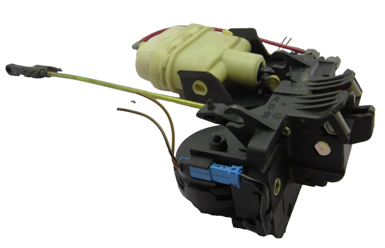 ⭐Mercedes-benz S-Class Trunk Lock A2208000478 to 220 800 04 78 400301⭐