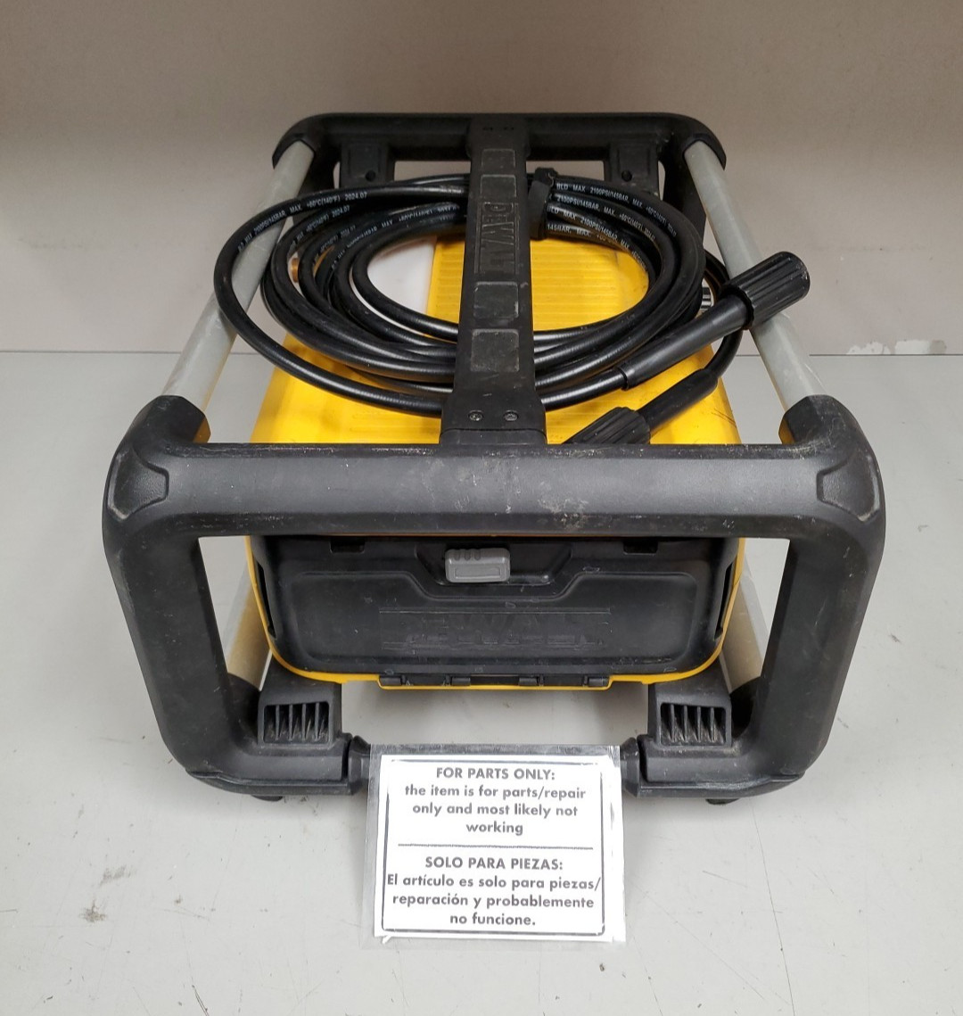 DeWALT (DWPW2100) 2100 PSI 1.2 GPM 13 Amp Pressure Washer (FOR PARTS ONLY)