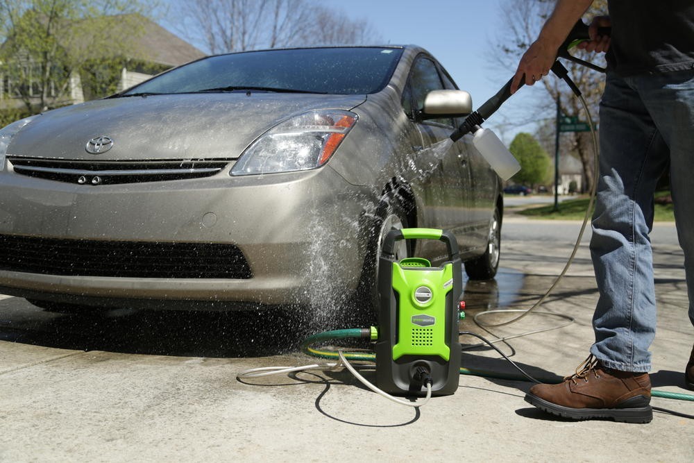 1600 PSI 1.2 GPM 13 Amp Corded Electric Pressure Washer Portable Deck Cleaner