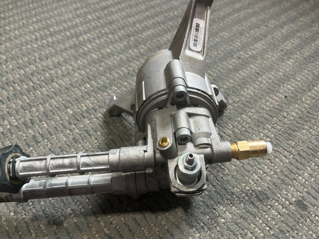 2600-3200 Psi Pressure Washer Pump 80082305 For Craftsman CMXGWAS020754